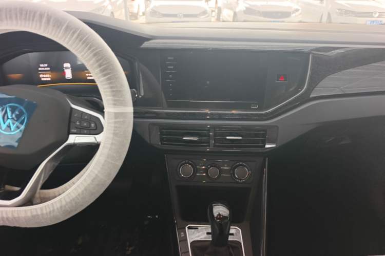 Used Volkswagen Lavida 2026 New Sharp 1.5L Outstanding New Leisure Edition Audio And AC Panel