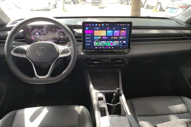 Used Volkswagen Lavida 2026 Pro 300TSI Starry Zhi Yi Edition Center Console