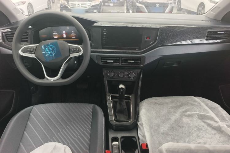 Used Volkswagen Lavida 2026 New Sharp 1.5L Outstanding New Leisure Edition Center Console