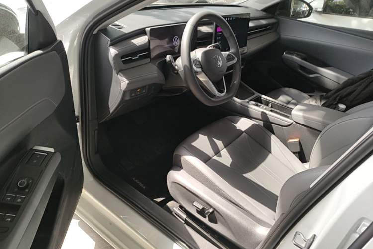Used Volkswagen Lavida 2026 Pro 300TSI Starry Zhi Yi Edition Driver Seat