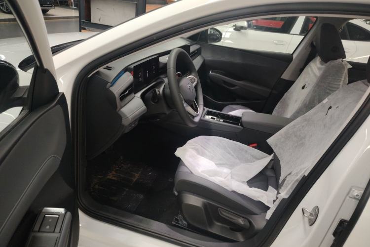 Used Volkswagen Lavida 2026 Pro 300TSI Starry Six Million Edition Driver Seat