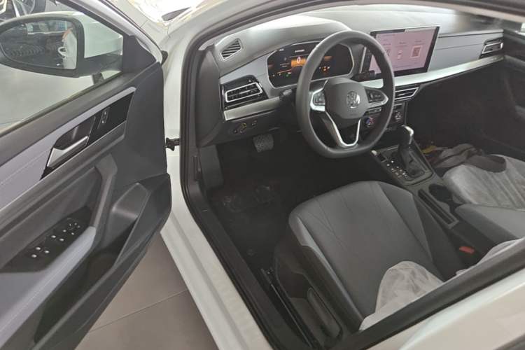 Used Volkswagen Lavida 2026 1.5L Automatic Starry Five-Million Edition Driver Seat