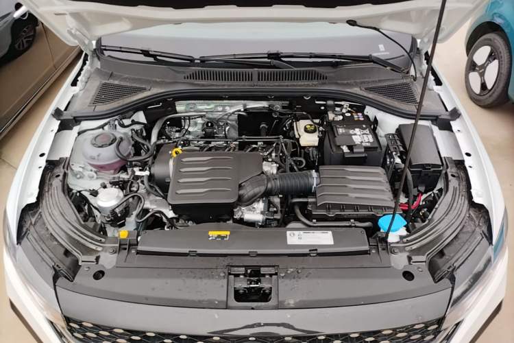 Used Volkswagen Lavida 2026 1.5L Automatic Starry Five-Million Edition Engine Bay