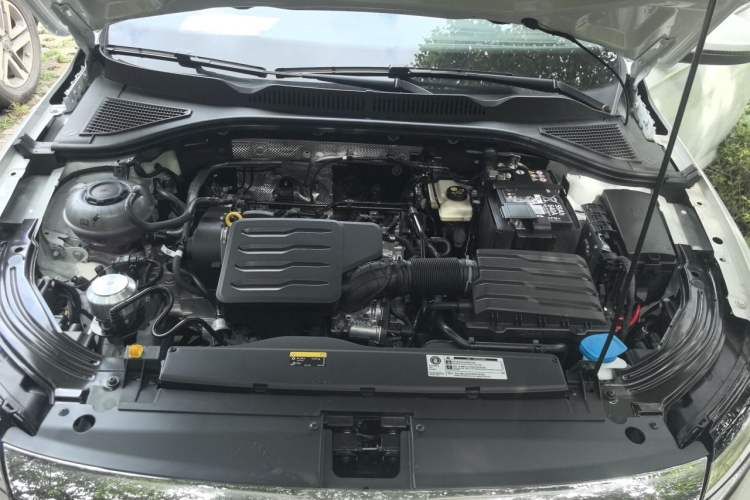 Used Volkswagen Lavida 2026 1.5L Automatic Five-Million Edition Engine Bay