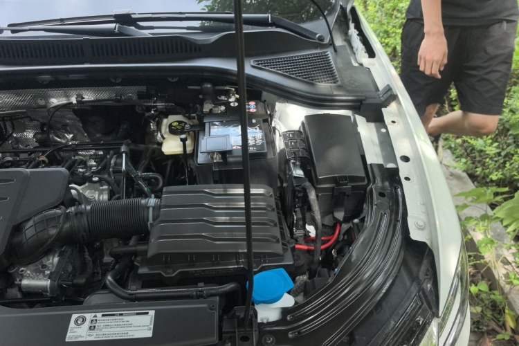 Used Volkswagen Lavida 2026 1.5L Automatic Five-Million Edition Engine Bay Left