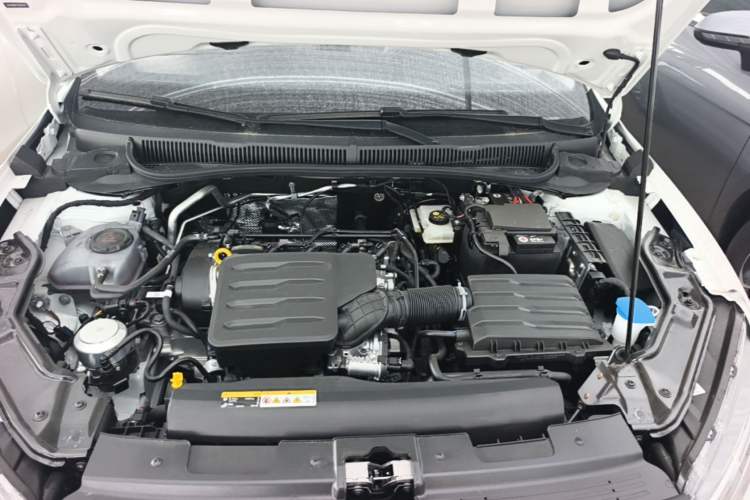 Used Volkswagen Lavida 2026 New Sharp 1.5L Outstanding New Leisure Edition Engine Bay