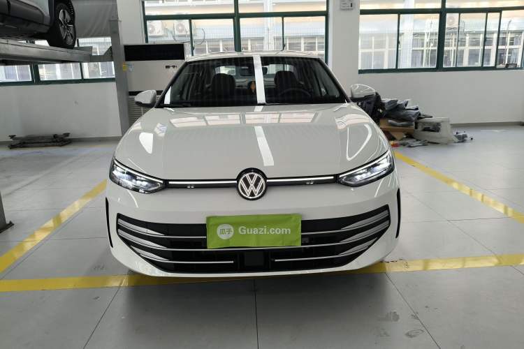 Used Volkswagen Lavida 2026 Pro 1.5L Six Million Edition Exterior 1