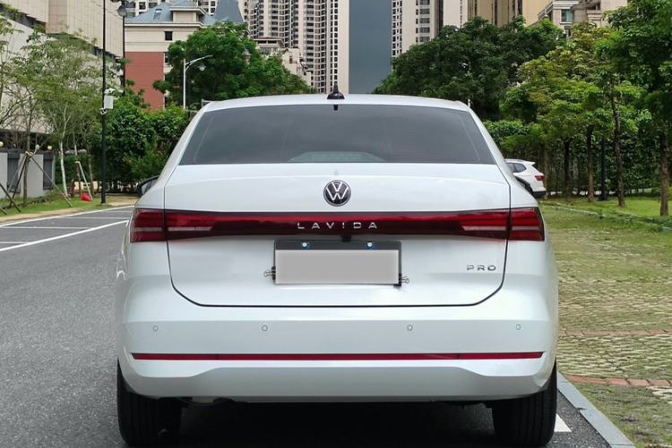 Used Volkswagen Lavida 2026 Pro 1.5L Starry Six Million Edition Exterior 2