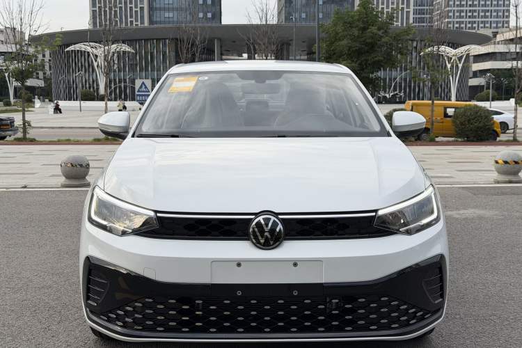 Used Volkswagen Lavida 2026 New Sharp 1.5L Outstanding New Leisure Edition Exterior 2