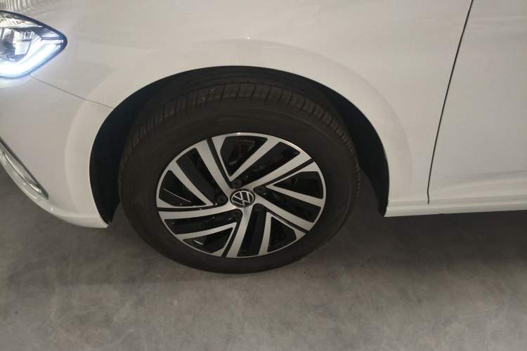 Used Volkswagen Lavida 2026 1.5L Automatic Five-Million Edition Exterior 4