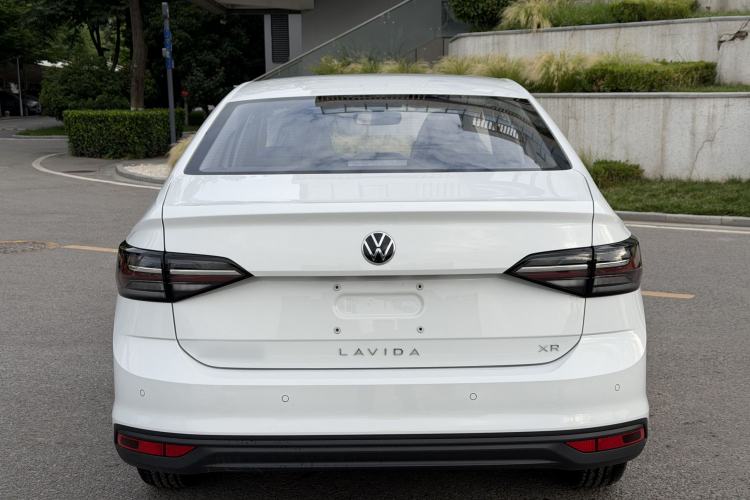 Used Volkswagen Lavida 2026 New Sharp 1.5L Outstanding New Leisure Edition Exterior 5