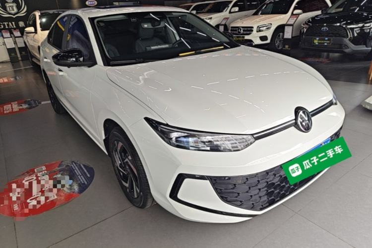 Used Volkswagen Lavida 2026 Pro 1.5L Starry Six Million Edition Front Right 45 Deg