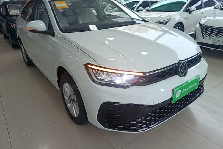 Used Volkswagen Lavida 2026 New Sharp 1.5L Outstanding New Leisure Edition Front Right 45 Deg
