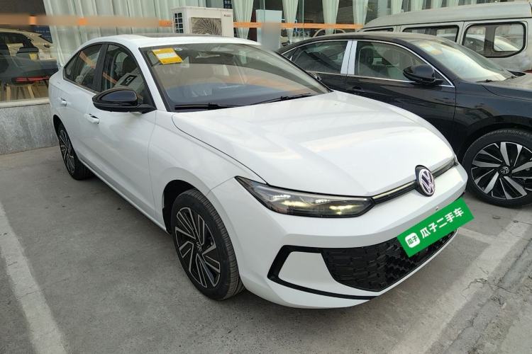 Used Volkswagen Lavida 2026 Pro 300TSI Starry Zhi Yi Edition Front Right 45 Deg