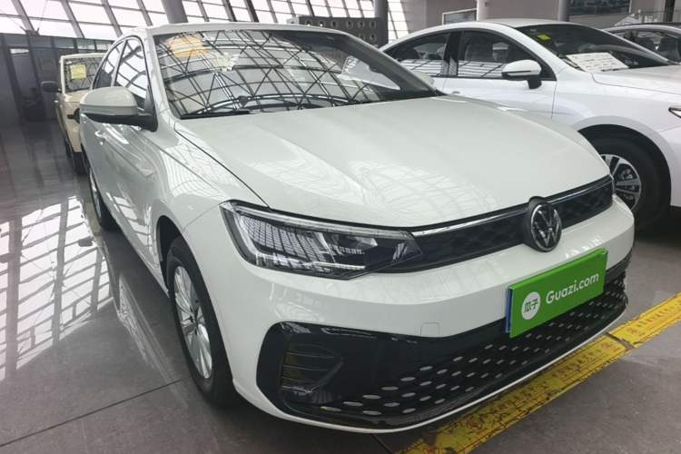 Used Volkswagen Lavida 2026 New Sharp 1.5L Outstanding New Leisure Edition Front Right 45 Deg