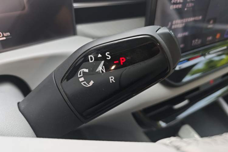 Used Volkswagen Lavida 2026 Pro 1.5L Starry Six Million Edition Gear Lever