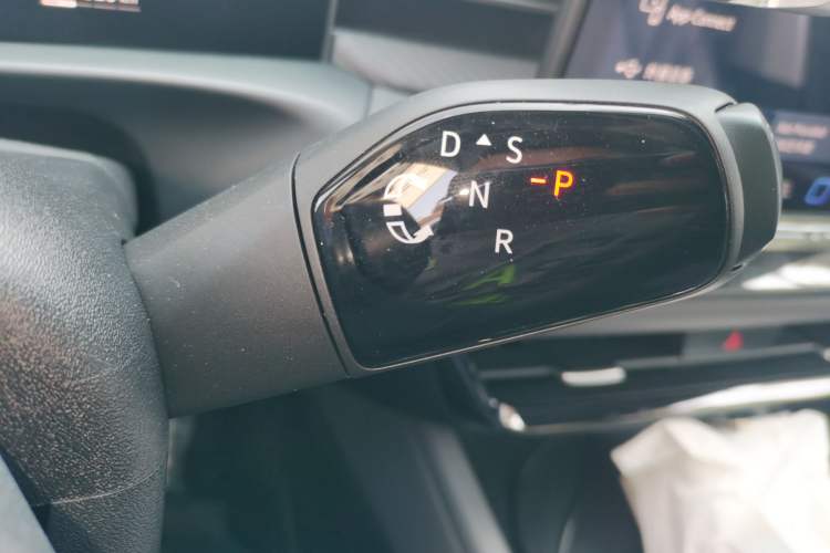 Used Volkswagen Lavida 2026 Pro 1.5L Starry Six Million Edition Gear Lever