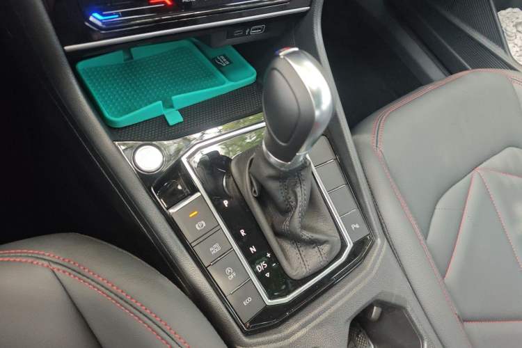 Used Volkswagen Lavida 2026 300TSI DSG Starry Leading Edition Gear Lever