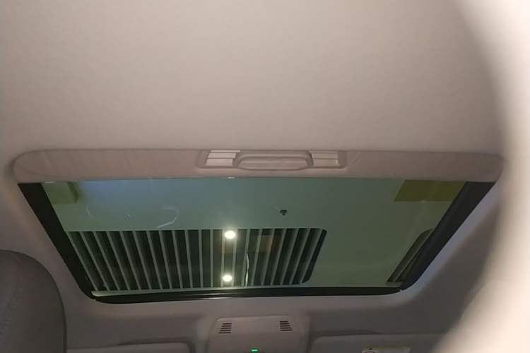 Used Volkswagen Lavida 2026 Pro 300TSI Six Million Edition Headliner