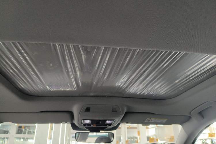 Used Volkswagen Lavida 2026 Pro 1.5L Six Million Edition Headliner