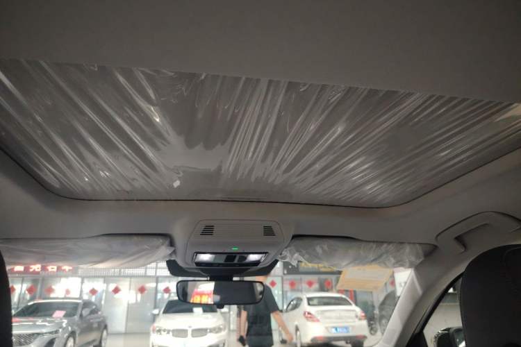 Used Volkswagen Lavida 2026 Pro 300TSI Starry Six Million Edition Headliner