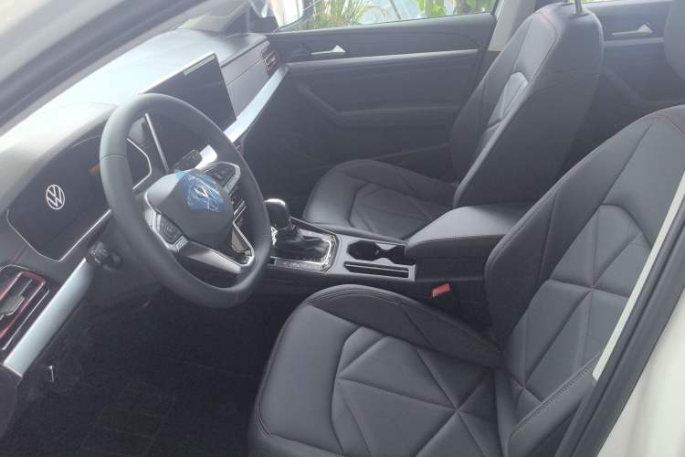 Used Volkswagen Lavida 2026 300TSI DSG Starry Leading Edition Interior 1