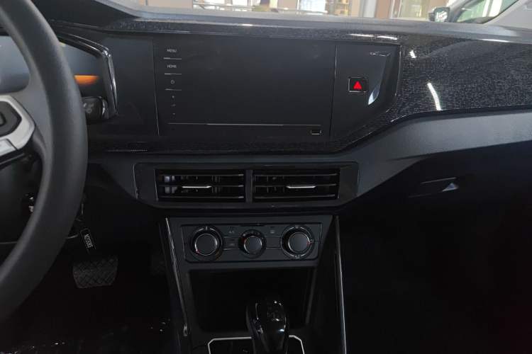 Used Volkswagen Lavida 2026 New Sharp 1.5L Outstanding New Leisure Edition Interior 3