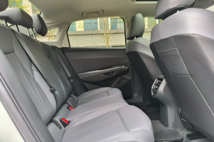 Used Volkswagen Lavida 2026 Pro 1.5L Starry Six Million Edition Interior 5