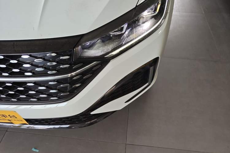 Used Volkswagen Lavida 2026 1.5L Automatic Starry Five-Million Edition Left Front Headlight