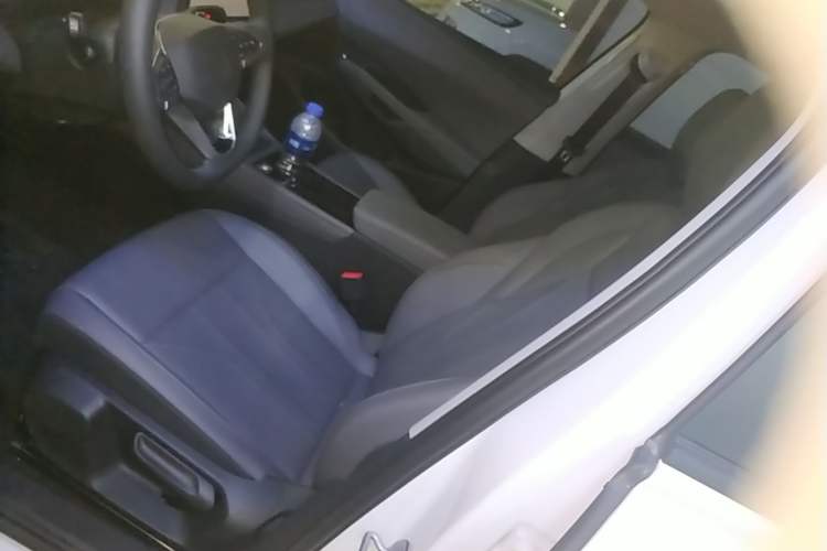 Used Volkswagen Lavida 2026 Pro 300TSI Six Million Edition Left Front Seat