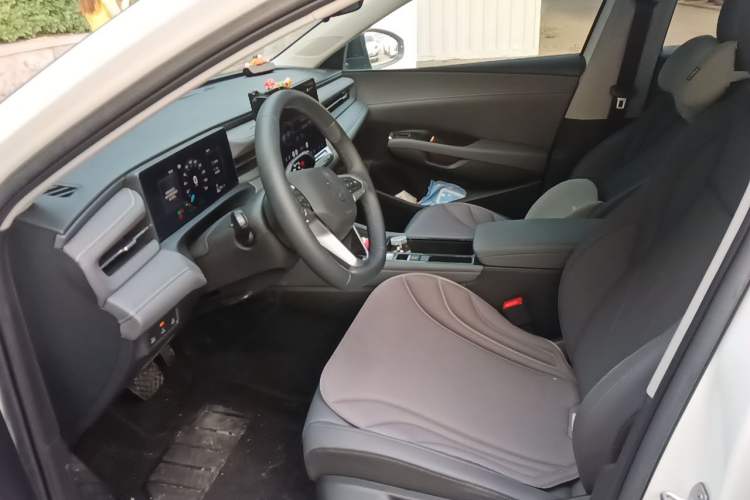 Used Volkswagen Lavida 2026 Pro 300TSI Starry Six Million Edition Left Front Seat