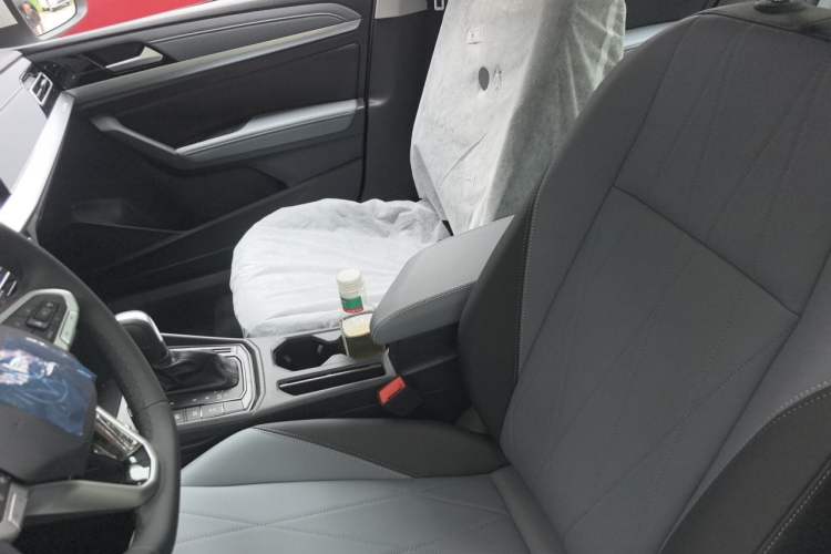 Used Volkswagen Lavida 2026 1.5L Automatic Five-Million Edition Left Front Seat
