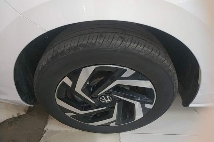 Used Volkswagen Lavida 2026 Pro 300TSI Six Million Edition Left Front Wheel Hub