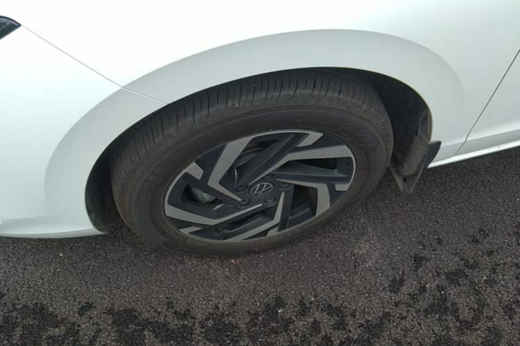 Used Volkswagen Lavida 2026 Pro 1.5L Six Million Edition Left Front Wheel Hub