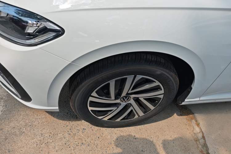 Used Volkswagen Lavida 2026 1.5L Automatic Starry Five-Million Edition Left Front Wheel Hub