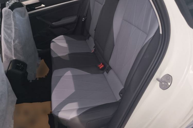 Used Volkswagen Lavida 2026 1.5L Automatic Starry Five-Million Edition Left Rear Seat