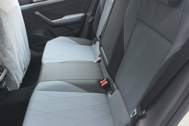 Used Volkswagen Lavida 2026 1.5L Automatic Five-Million Edition Left Rear Seat