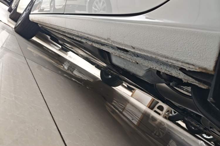 Used Volkswagen Lavida 2026 Pro 300TSI Starry Six Million Edition Left Side Sill