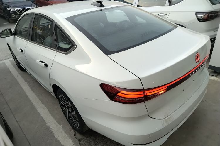 Used Volkswagen Lavida 2026 Pro 300TSI Starry Zhi Yi Edition Rear Left 45 Deg