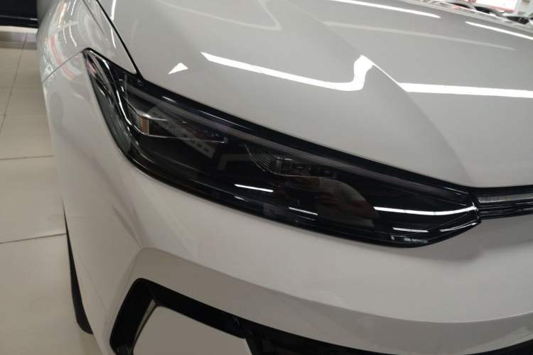 Used Volkswagen Lavida 2026 Pro 300TSI Starry Six Million Edition Right Front Headlight