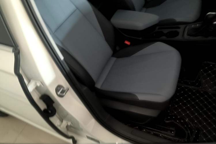 Used Volkswagen Lavida 2026 1.5L Automatic Starry Five-Million Edition Right Front Seat