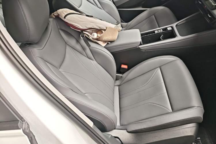 Used Volkswagen Lavida 2026 Pro 300TSI Starry Six Million Edition Right Front Seat