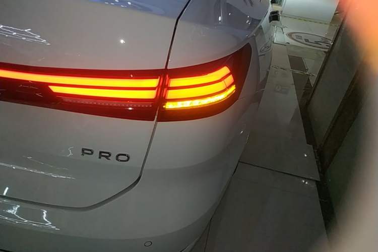 Used Volkswagen Lavida 2026 Pro 300TSI Six Million Edition Right Rear Taillight