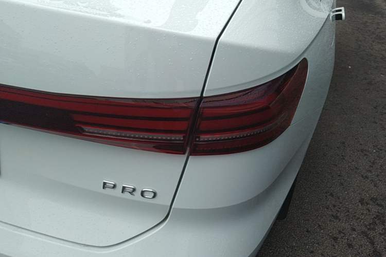 Used Volkswagen Lavida 2026 Pro 1.5L Six Million Edition Right Rear Taillight
