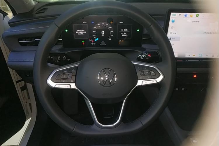 Used Volkswagen Lavida 2026 Pro 300TSI Six Million Edition Steering Wheel