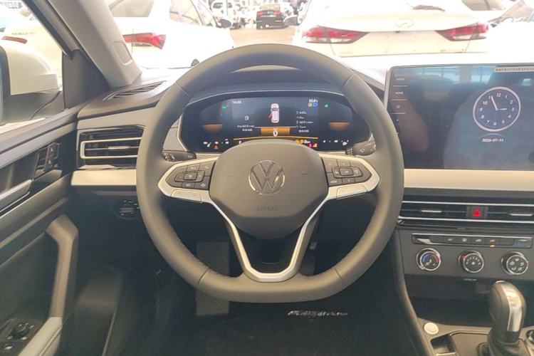 Used Volkswagen Lavida 2026 1.5L Automatic Starry Five-Million Edition Steering Wheel