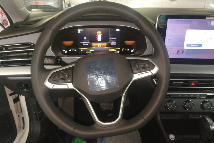 Used Volkswagen Lavida 2026 1.5L Automatic Five-Million Edition Steering Wheel