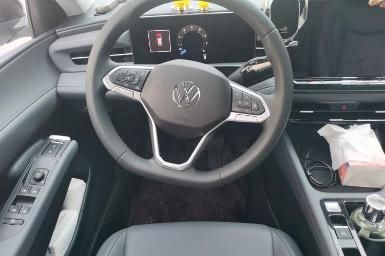 Used Volkswagen Lavida 2026 Pro 1.5L Starry Six Million Edition Steering Wheel