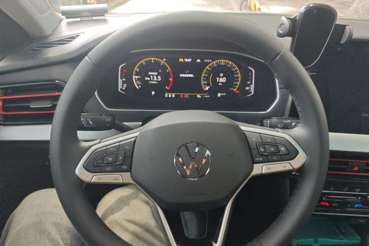 Used Volkswagen Lavida 2026 300TSI DSG Starry Leading Edition Steering Wheel