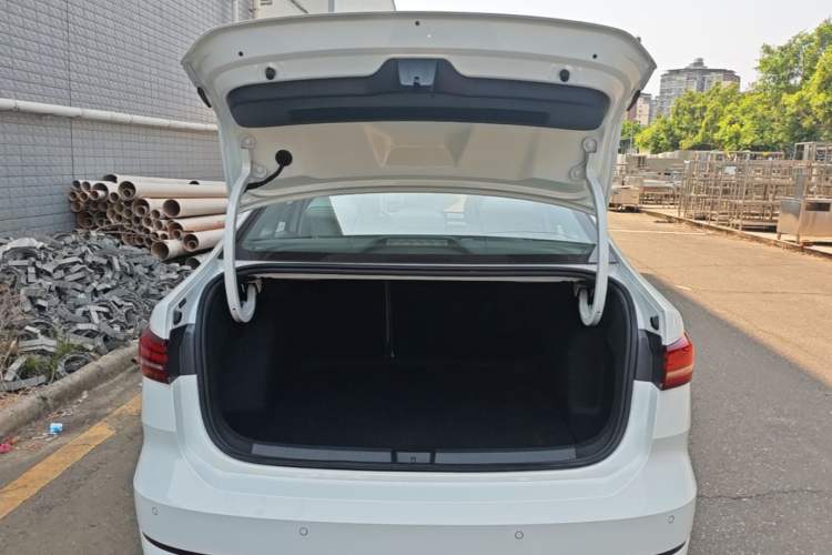Used Volkswagen Lavida 2026 Pro 1.5L Starry Six Million Edition Trunk